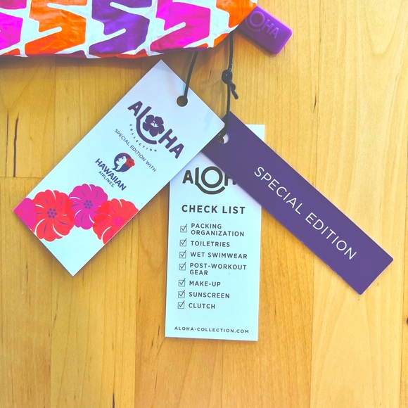 Aloha Collection x Hawaiian Airlines Limited Special Edition 🌺 Bag - Picture 8 of 9